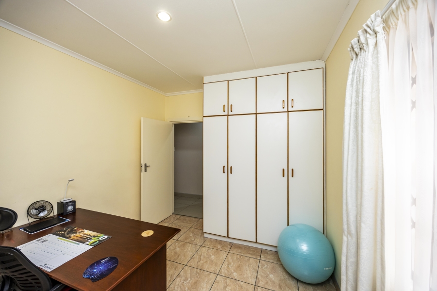 3 Bedroom Property for Sale in Beacon Bay Eastern Cape